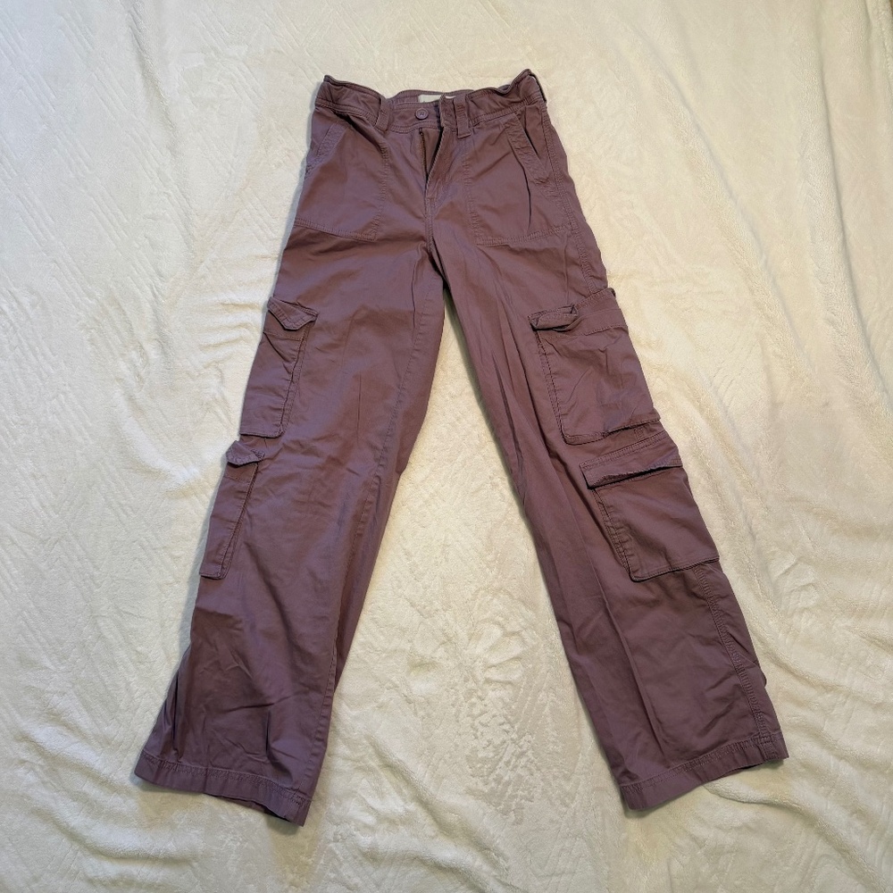 Abercrombie kids cargo pants Size: 11/12 Long